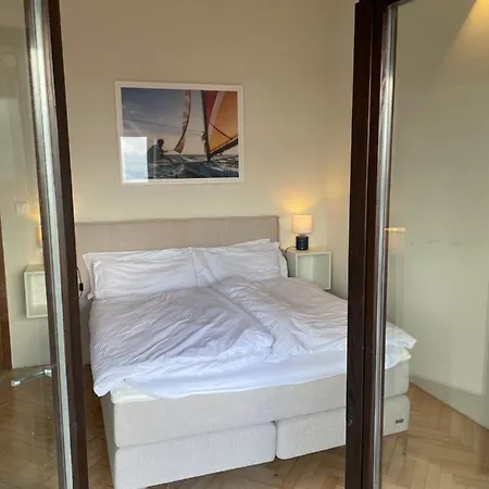 - Ocean Suite&sea Breeze