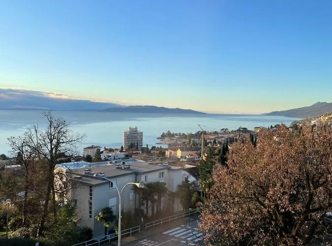 - Ocean & Sea Breeze Apartamento Opatija