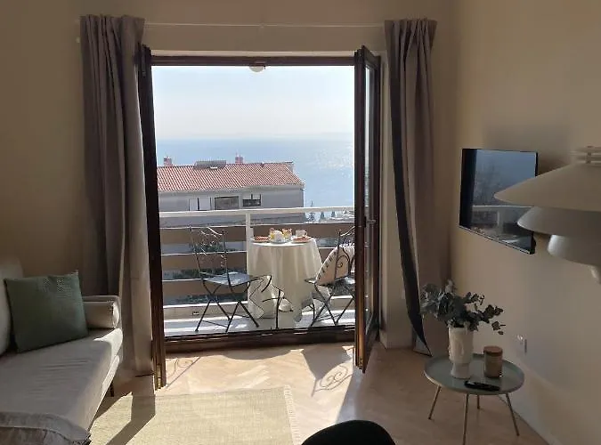 - Ocean & Sea Breeze *